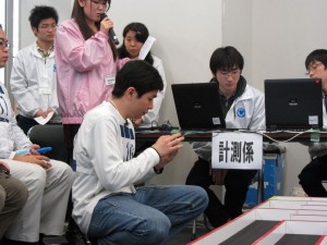 Kato-san running Tetra in the 2012 All Japan Micromouse Classic event